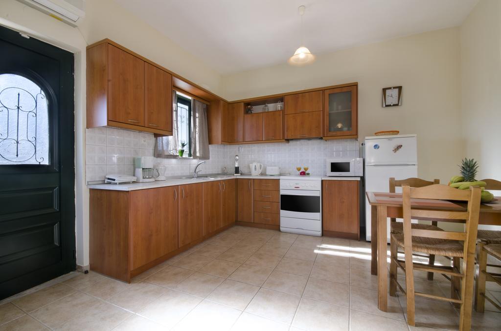 Villa Alimedon Almirida Pokoj fotografie
